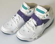 NIKE AIR FORCE MAX 2013