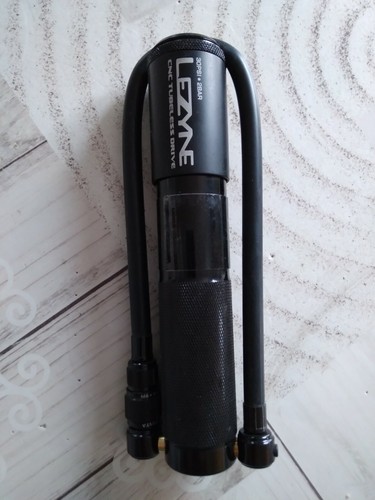 Pompe lezyne cnx - , tubeless