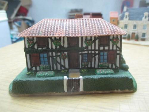 Belles maisons des villages - des, de
