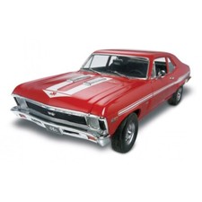 REVELL   1/25  CHEVY NOVA YENKO STREET BURNER  NEUVE  4423