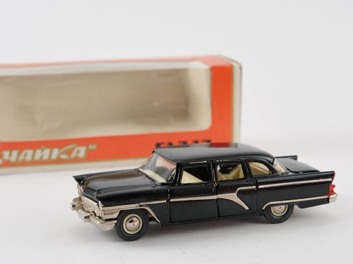 Voiture russe urss chaika - russe, gaz