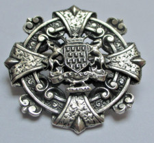 Ancienne broche croix celtique