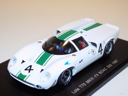 Spark lola t70 mkiii - 1/43,