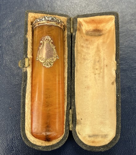 Ancien fume cigarette smoke - fume,