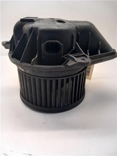 RADIATEUR MOTEUR Opel Vivaro