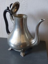 ANCIENNE THEIERE en METAL