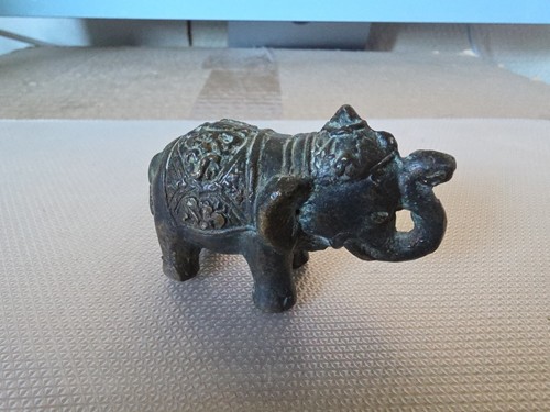 Petit éléphant asie - petit,