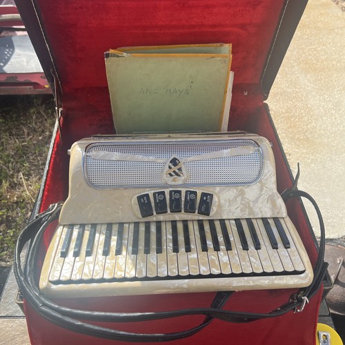 Avanti accordion in - avanti, 60’s