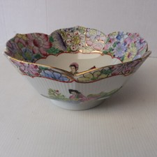 TRES JOLI SALADIER PORCELAINE CHINOISE 9 cm x 20 cm de diametre