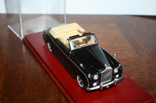 Rolls royce silver cloud - silver,