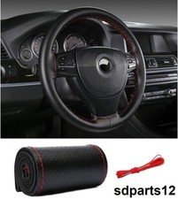 Couvre Volant à Coudre Cuir Noir Perforé Couture Rouge Housse Universel Voiture