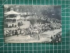 sd013 CPA 1905 - Salies les bains - jeux d'été dans le jardin - très animée