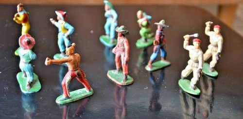 Lot figurines anciennes - 10,