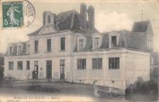 CPA 02 MARIGNY EN ORXOIS MAIRIE (cliché rare avec homme carriole