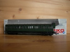 VOITURE PORTIÈRES LATÉRALES