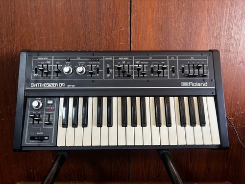 Roland synthétiseur - roland, sh-09