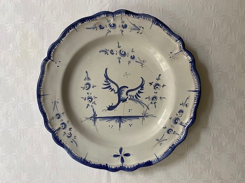 Moustiers assiette creuse - moustiers.,