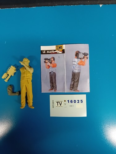 Figurine reporter cameraman - figurine,