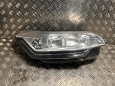 Optique avant principal droit