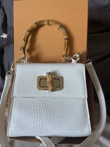 Sac crocodile laque fermeture