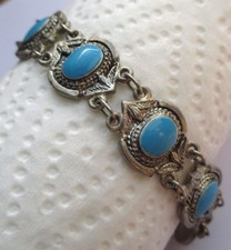 bracelet couleur argent cabochons bleus turquoise main de Fatma bijou rétro 3124