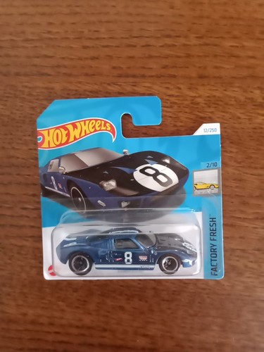Voiture miniature hotwheels - voiture,