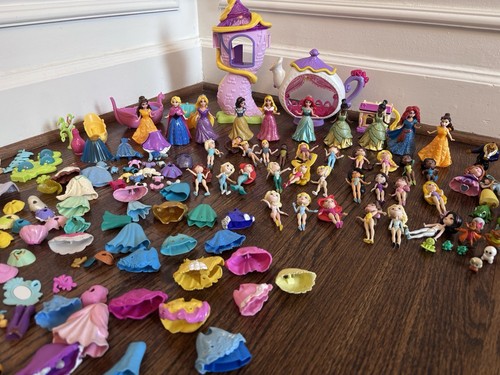 Huge lot dolls 150 pcs - huge,