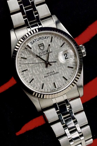 Tudor prince date day - date,