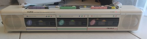 Ghettoblaster triple cassette