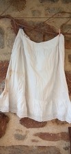Ancien Jupon Blanc