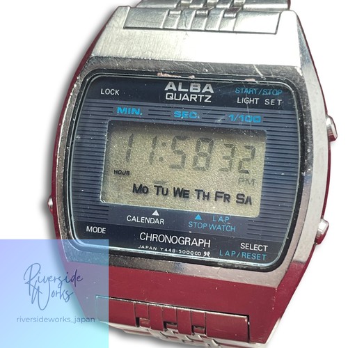 Montre quartz ancienne - à,