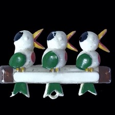 Ancienne Broche 3 Oiseaux  Chantant Résine Année 30