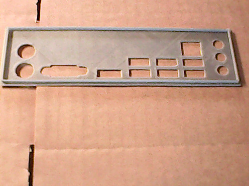 Shield plaque arriere - i/o,