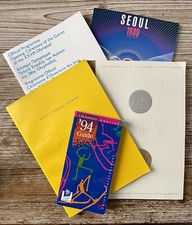 Divers programmes  des Jeux Olympiques /  Olympic Games . ( Memorabilia)