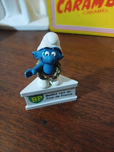 Rare schtroumpf sur socle - rare,