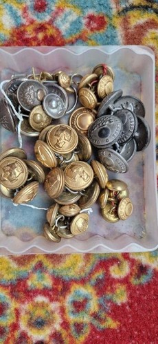 Lot boutons militaires - n3,