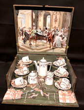 DINETTE ANCIENNE en porcelaine " Mon gouter " Dans son coffret - Complet - 1900