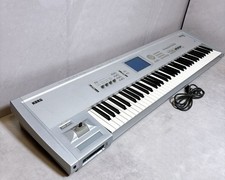Station de travail clavier synthétiseur Korg TRINITY Pro 76 touches d'occasion