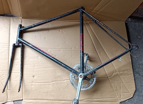 Cadre fourche pédales - pédales, vélo