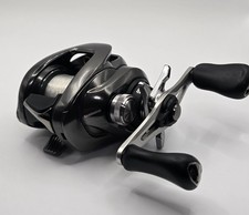 Moulinet Shimano 20 Metanium Baitcast main droite du Japon