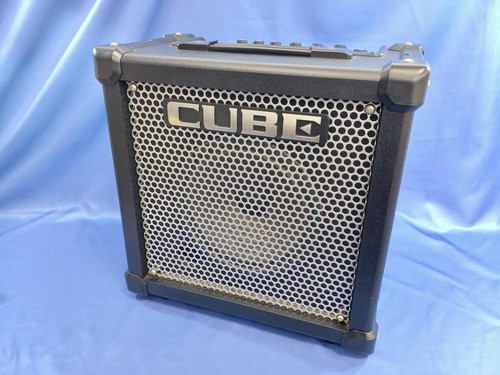 Roland guitar amplifier - guitar,