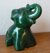 Ancienne Tirelire à casser  éléphant  St Clément