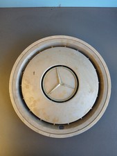 Mercedes Benz W124 / Enjoliveur 15 pouce / 1244010924