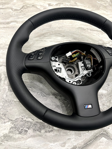 Volant bmw oem cuir perforé - volant,