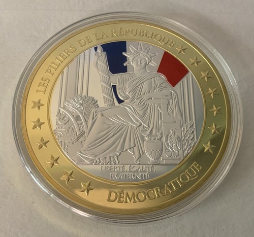 Medaille démocratique les - medaille, /