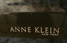 ANNE KLEIN GLASS PAPERWEIGHT