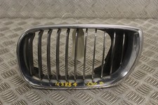 Grille calandre avant gauche chromée - BMW SERIE 3 E46 berline apres juin 2001