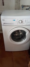 machine à laver le linge, de marque FAURE, en très bon état. Couleur blanche.