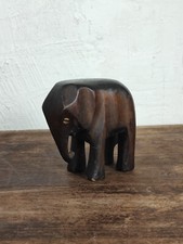 belle sculpture d’éléphant