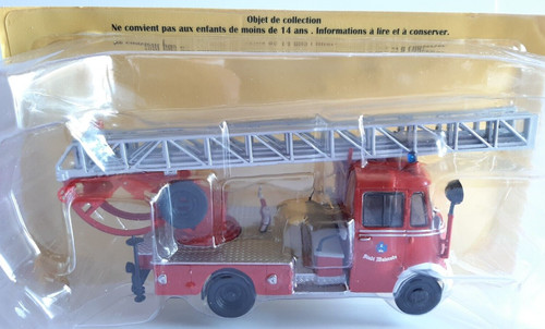 Die cast mercedes benz - die,